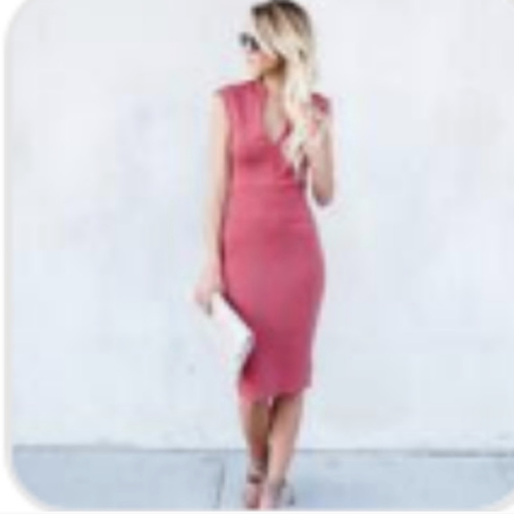 Vici Fitted Midi Dress in Rose Pink